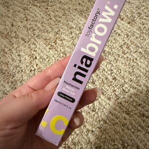 Toy Factory Niabrow Clear Brow Gel